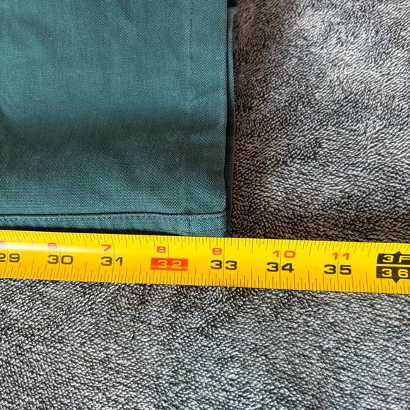 2022 Lululemon ABC Classic-Fit Pant 32" *Utilitech
Green Jasper Size 34 - Picture 11 of 12